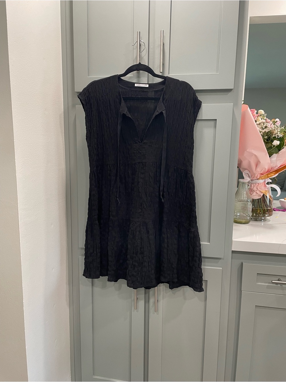 Robin Piccone Black Crinkled V-Neck Short Sleeve Tunic